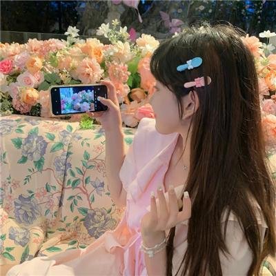 锦衣之下